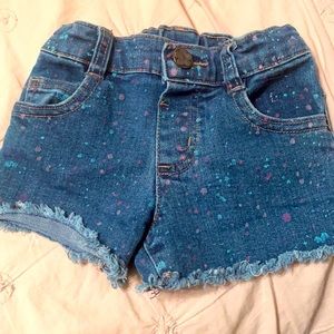 Splatter paint denim shorts size 3T. *1